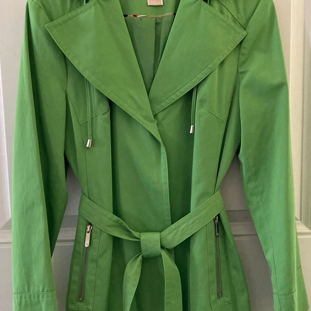 Michael Kors Trench Coat/Snap Front/Tie Belt/Detachable Hood/Green/Large/NEW! - Picture 4 of 7